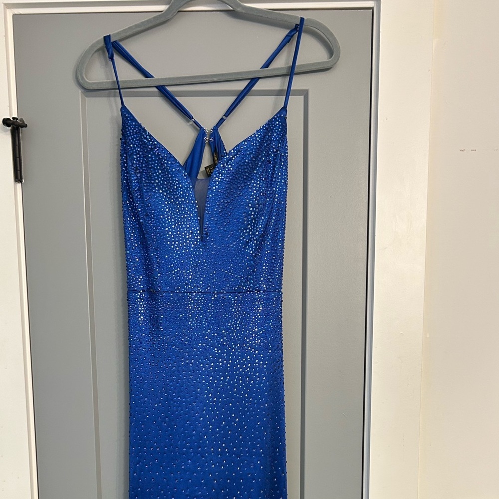 Elegant Blue Backless Dress